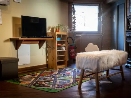 Luxueux chalet 7 chambres avec jacuzzi et sauna, proche télésiège - Photo 12