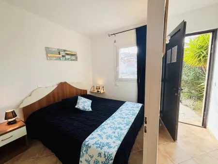 Appartement 3 pièces avec terrasse et climatisation à 1.3 km de la plage, parking inclus - Photo 12