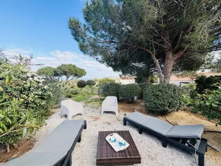 Appartement 3 pièces avec terrasse et climatisation à 1.3 km de la plage, parking inclus - Photo 24