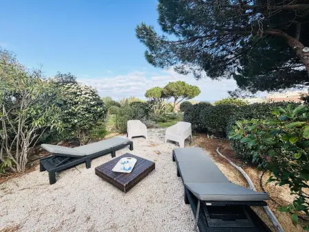 Appartement 3 pièces avec terrasse et climatisation à 1.3 km de la plage, parking inclus - Photo 28
