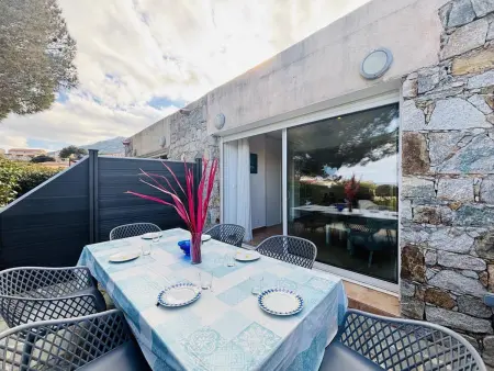 Appartement 3 pièces avec terrasse et climatisation à 1.3 km de la plage, parking inclus - Photo 29