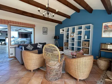 Maison confortable face à la mer, 7 couchages, terrasse, jardin, wifi, parking, animaux acceptés - Photo 4