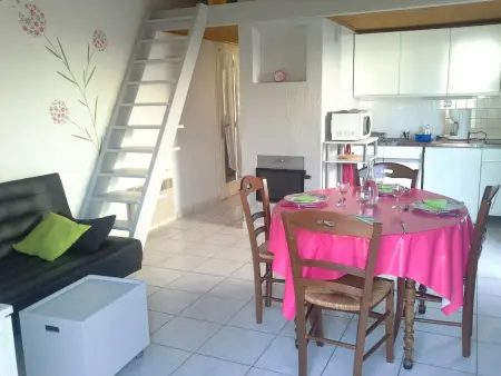 Maison conviviale : piscine chauffée, tennis, proche mer - Photo 1
