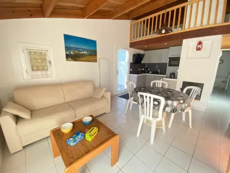Maison Type 2 avec Piscine Chauffée, Tennis et Proximité Bord de Mer à Brétignolles - Photo 9
