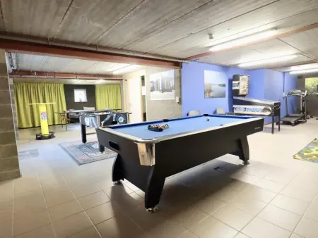 Villa Belvedère, Foyer de groupe moderne avec bien-être - Photo 3