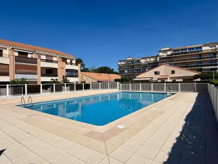Appartement 2 pièces avec loggia vitrée, piscine et parking à 300m de la plage - Argelès-sur-Mer - Photo 13