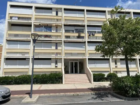 Studio Confort en Face des Thermes - Loggia, Clim, Parking - Balaruc-les-Bains - Photo 11