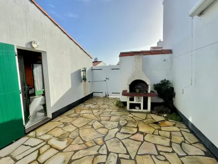 Maison de Vacances avec Piscine Chauffée, Tennis et Proximité Mer à Bretignolles-sur-Mer - Photo 1
