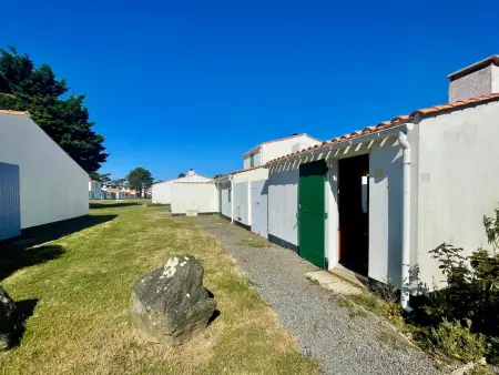 Maisonnette cosy avec piscine chauffée et tennis, à 800m de la plage, idéale pour 4 pers. - Photo 10