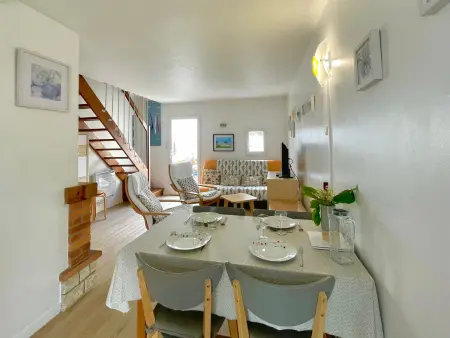 Maison avec piscine chauffée, tennis, Wi-Fi à 600m de la mer - Photo 5