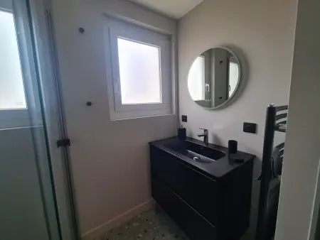 Spacieux 2 pièces + cabine, idéal famille, 5 pers, centre village, proche commerces et pistes - Photo 8