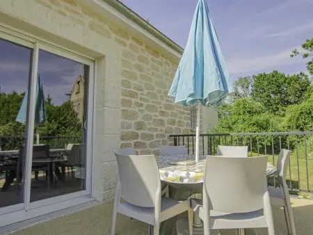 Chaleureuse maison à Troyes avec poêle et jardin, animaux acceptés - Photo 1