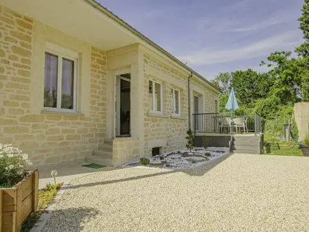 Chaleureuse maison à Troyes avec poêle et jardin, animaux acceptés - Photo 2