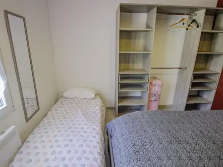 Chaleureuse maison à Troyes avec poêle et jardin, animaux acceptés - Photo 16