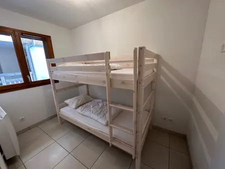 Appartement T4 au pied des pistes avec terrasse et garage privé à Vars - Photo 4
