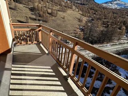 Appartement au pied des pistes avec accès piscine, parking privé - Photo 2