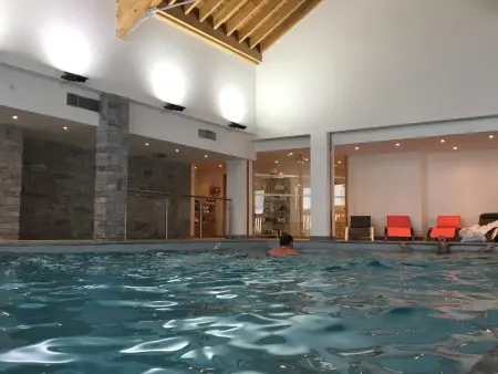 Appartement au pied des pistes avec accès piscine, parking privé - Photo 12
