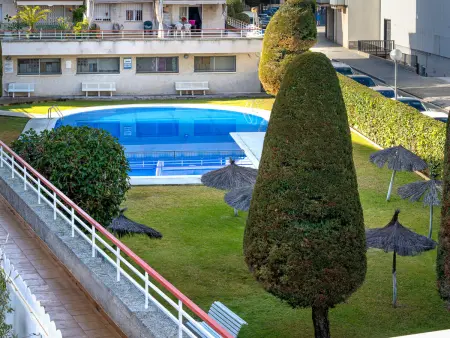 Appartement moderne à 280m de la plage avec piscine et climatisation - Photo 1