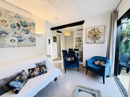 Appartement familial avec terrasses à 100m de la plage - 6 couchages, climatiseur et parking inclus - Photo 12