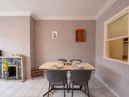 Centrally located  Graaf Jan, Appartement 4 personnes à Blankenberge - Photo 1