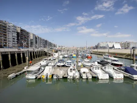 Centrally located  Graaf Jan, Appartement 4 personnes à Blankenberge - Photo 23