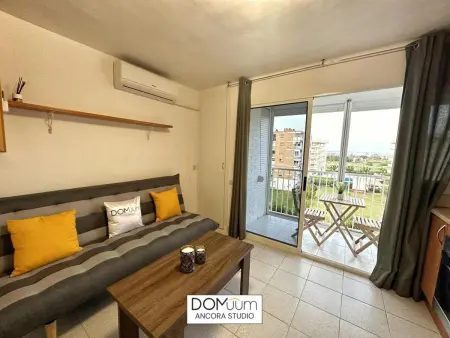 Studio avec Terrasse à 100m de la Plage - 4 Pers, Wi-Fi, Clim, TV, Cuisine équipée - Photo 2