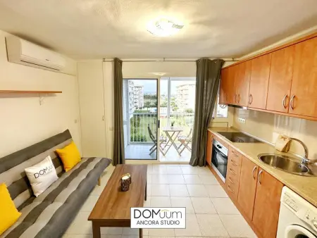 Studio avec Terrasse à 100m de la Plage - 4 Pers, Wi-Fi, Clim, TV, Cuisine équipée - Photo 7