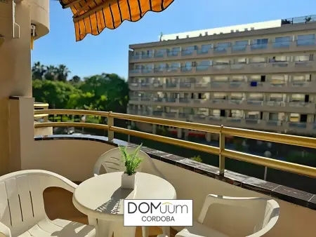 Appartement Confortable à Salou - 500m de la Plage, 3 Piscines, Wi-Fi Gratuit - Photo 2