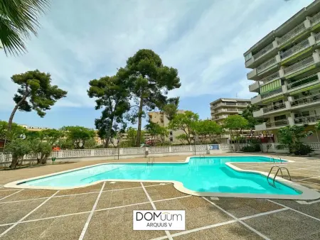 Appartement à Salou, à 300m de la Plage Levante avec WiFi et Piscine - Photo 1