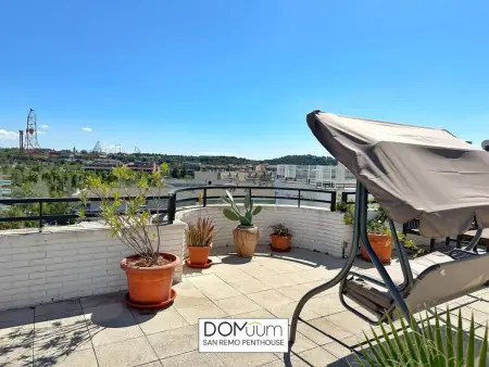 Penthouse à Salou avec Piscine et Parking, Proche de la Plage - Photo 10