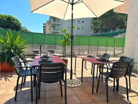 Appartement Moderne à Salou: Plage, Terrasse Spacieuse, Clim, Wifi, Garage Inclus - Photo 5