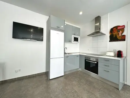 Appartement Moderne à Salou: Plage, Terrasse Spacieuse, Clim, Wifi, Garage Inclus - Photo 10