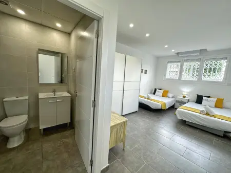 Appartement Moderne à Salou: Plage, Terrasse Spacieuse, Clim, Wifi, Garage Inclus - Photo 17