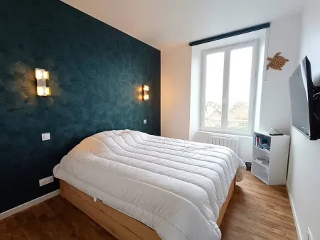 Appartement rénové au centre de Trébeurden, 400m de la plage, proche commerces - Photo 3