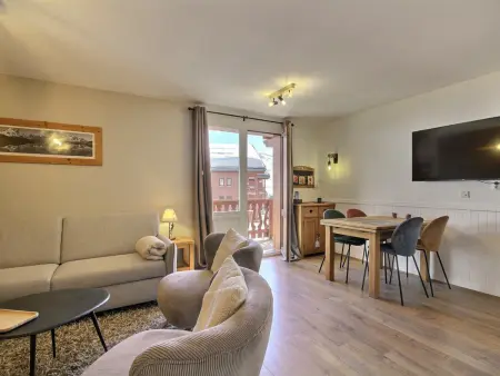 Appartement rénové 3 pièces avec balcon et cheminée, Belle Plagne - Photo 9
