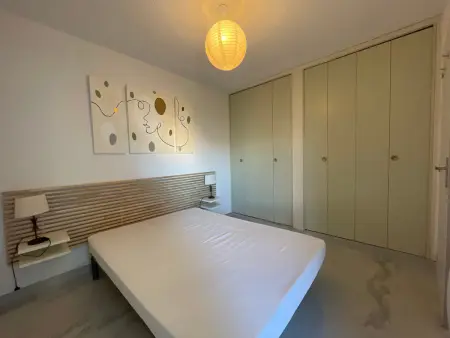 Appartement 2 pièces cabine avec parking privé à Sète - Photo 3
