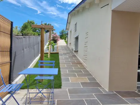 Maison de charme en bord du Loir, 6-8 pers, proche Zoo de La Flèche, piscine à venir, parking inclus - Photo 5