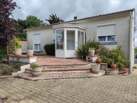 Maison spacieuse avec jardin près de la plage à La Faute-sur-Mer - Photo 9