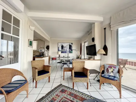 Appartement F4 Carnon avec terrasse, parking, climatisation, wifi, accès plage - Photo 5