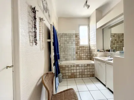 Appartement F4 Carnon avec terrasse, parking, climatisation, wifi, accès plage - Photo 10