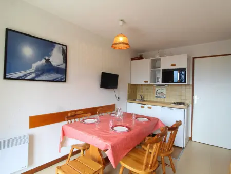 Appartement 5 pers. avec balcon, proche pistes et commerces à Val Cenis Le Haut - Photo 2