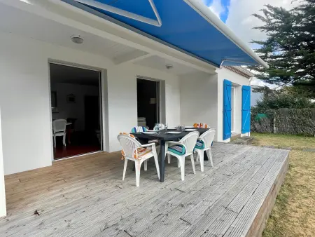 Maison familiale 3 chambres avec jardin, terrasse en bois et WIFI, à 200m de la mer - Photo 2