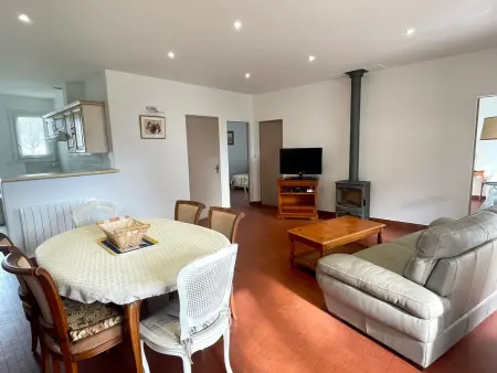 Maison familiale 3 chambres avec jardin, terrasse en bois et WIFI, à 200m de la mer - Photo 3