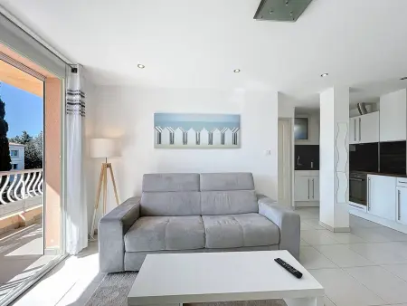 Appartement T2 lumineux proche plage avec parking privé - Photo 1