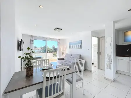 Appartement T2 lumineux proche plage avec parking privé - Photo 4