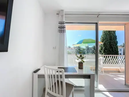 Appartement T2 lumineux proche plage avec parking privé - Photo 6