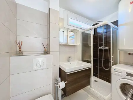 Appartement T2 lumineux proche plage avec parking privé - Photo 10