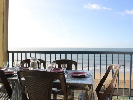 Appartement front de mer à La Baule : T2 avec terrasse, parking et Wifi - Photo 11