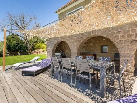 Élégante maison à Vichy : piscine chauffée, jardin arboré, terrasse et climatisation - Photo 19