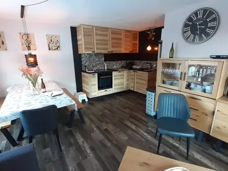Valfréjus: Appart rénové 4 pièces avec WiFi à 100m télésiège - Photo 10
